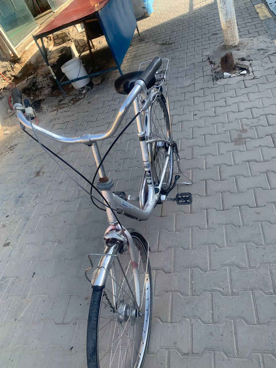 سلام عليكم باسكل للبيع وياله ستيل جاملغ ستيل باسكل ما بي اي نقص مكان مشخاب  السعر 90.. وبي مجال واتسا
***********

