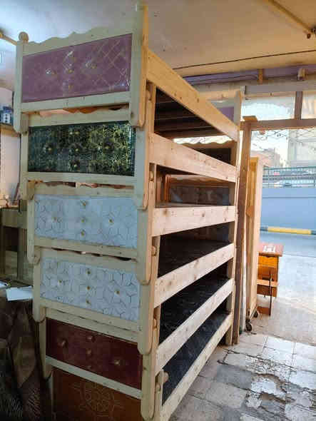 السعر ٦٠ الف 
قياسات
العرض 85 طول مترين 
 
  جرابي نفر تفصال  من خشب جام روسي بلوك بليود القاعدة بلوك بلايود اسود درجة أولى تكمه قويه تتحمل أوزان ثقيله يوجد خدمة توصيل داخل كربلاء للحجز عل خاص او واتساب *********** كربلاء
