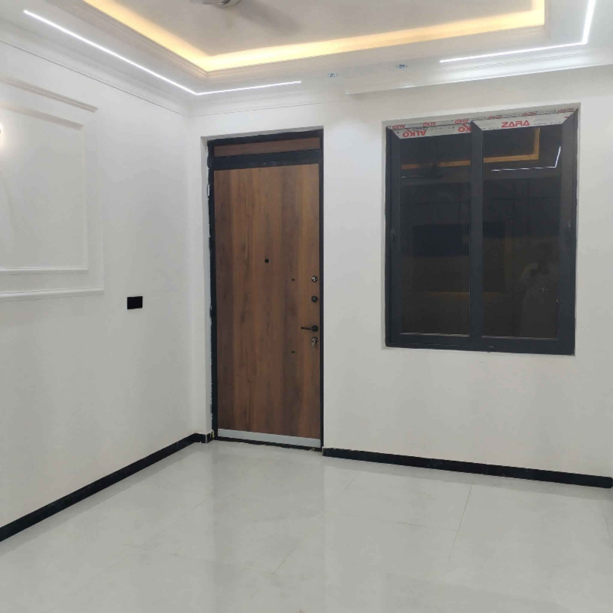 #مكتب_عيون بغداد_للعقار
للبيع vip توأم ١٠٠م عدد ٢ فول بمواصفات راقية جدآ
.........

.........
اليوم جايبلكم عرض خرااااافي بسعر مناسب
بيوت ١٠٠م توأم عدد ٢ بناء ٢٠٢٥
هستوهن متقفلات يعني بعدهن بالجيس
في منطقة الديوان قرب ثانوية الاصيل
للاستفسار *********** متوفر واتس اب اتصال
مكتب عيون بغداد للعقار الكائن في
حي الجهاد الامانه مقابل الامانة شارع 15
