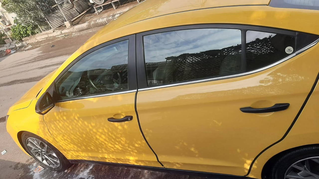 النترا موديل١٩ نصف فول بأسمي صورالحادث موجوده العنوان بغداد/م الصدر/***********
