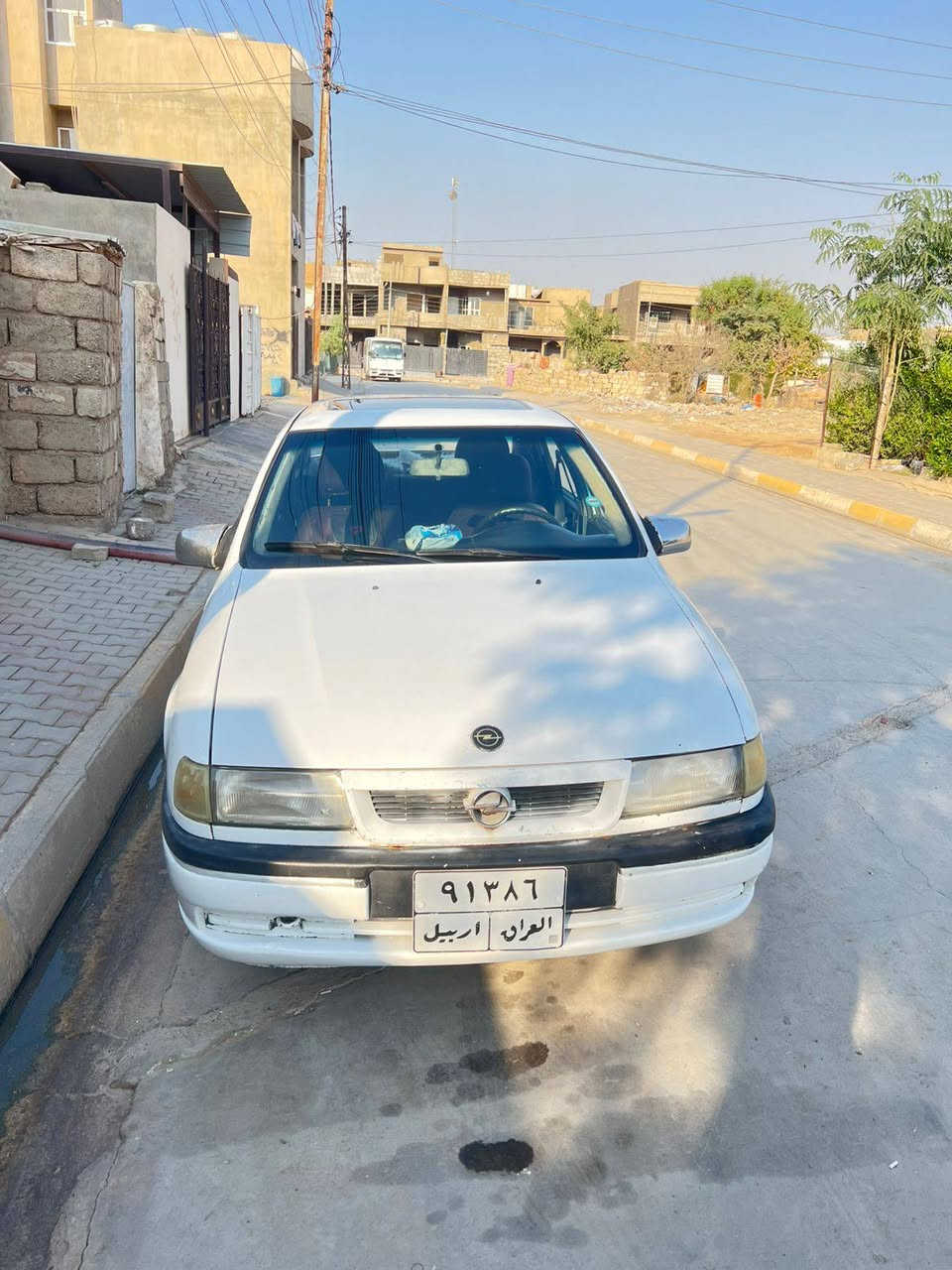 اوبل فكترا حجم 20 كير محرك جديد صدر امامي خلفي جديد تخم تير جديد دفتر بنزين مابيه رقمي رقم اربيل سنوي ساقطه سبعه اشهر العنوان كركوك حي العسكري  موديل 90 سلايت السعر 35 وبيها مجال للطيبين ***********
