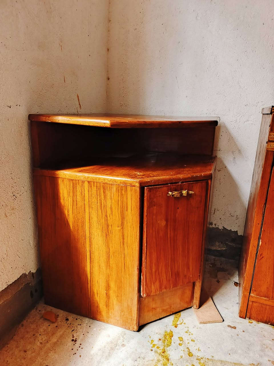 ملحقات كامله للبيع سعر 150 شراي يتصل ***********
