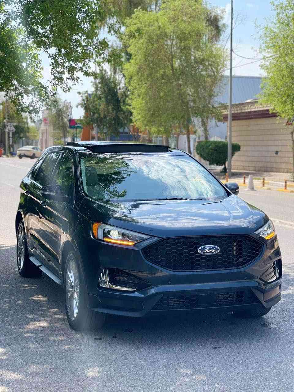 سلام عليكم 
Ford EDGE 2024 Titanium 
فول مواصفات ١/١ 
بانوراما 
شاشة تيسلا 
كشنات تدفي و تبريد 
ضرر سيارة فقط بنيد 
رقم كاتي ترقيم شيمالي 
مكان اربيل 
سعر ١٥٣ ورقة مجال 
رقم صاحب سيارة *********** 
واتساب موجود أربيل, العراق
