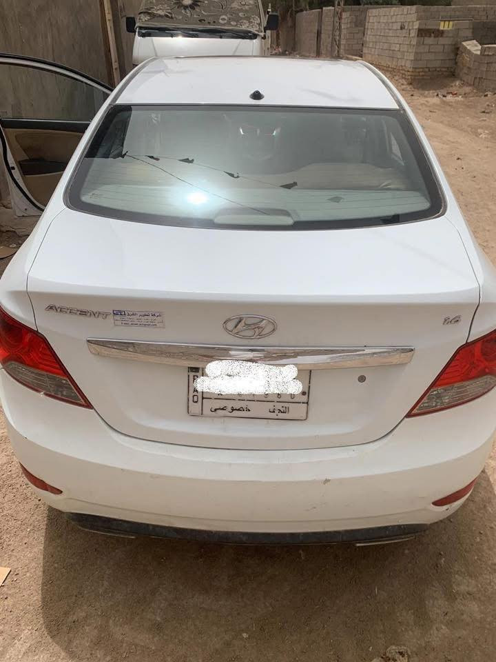 اكسنت ٢٠١٤ خليجي
رقم نجف
 لون ابيض
مكينه ١٦٠٠ 
فول مواصفاات
(سعر ٩٩)
 نجف حي النداء-***********
بيها بنيد مصبوغ
