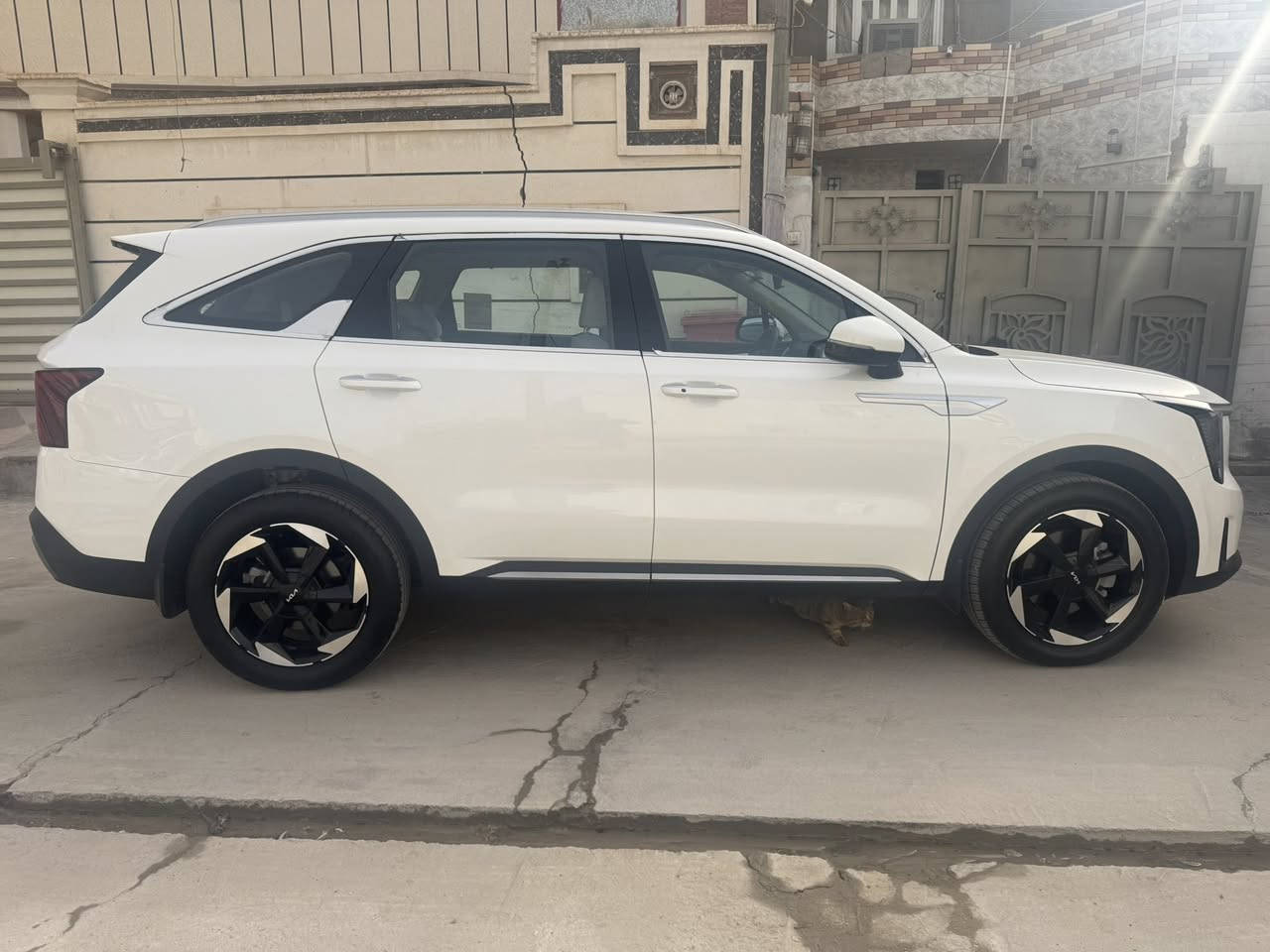 السلام عليكم  سياره سورنتوا 2025 مكفوله كفاله عامه فول ماشيه 40،000 الشراي يتصل ***********
