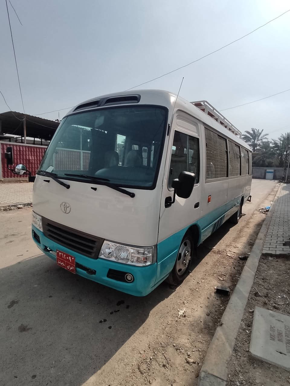 السلام عليكم للبيع كوستر موديل 2014
السياره جاهزه من كلشي مكينه كير اكسل تخم تاير  بيهه صبغ البجم مبخر فقط ومكانات بل ذيول 
مكان السياره بغداد السعر 320 وبيهه مجال للاستفسار ***********
