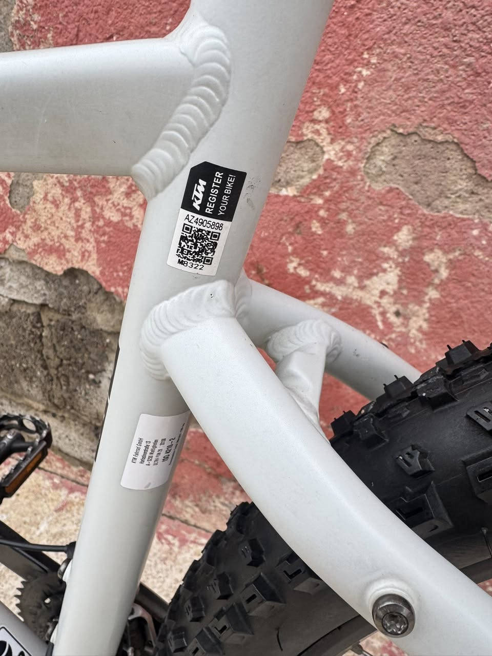 السلام عليكم اخواني ماركة (KTM)غني عن التعريف 
حجم 29 قياس M فريم 48 معدنه المنيوم 
بريكات دهن شيمانوا  دبل فتح قفل تحكم 
سستم شيمانوا التوس 3/9 ناقل خلفي XT مثل موضح بل صور كلهاا بلادي صنع في نمساوية 
 وياله ورقبه وسكانه وبيدرات كلها ختم واحد KTM نظافة 90بل 100 سعرهاا 500 الف وبي مجال 
الاستفسار *********** عنواني موصل 
معرض الفهد تتوفر خدمة توصيل لجميع 
محافظات العراق وتحياتي للجميع
