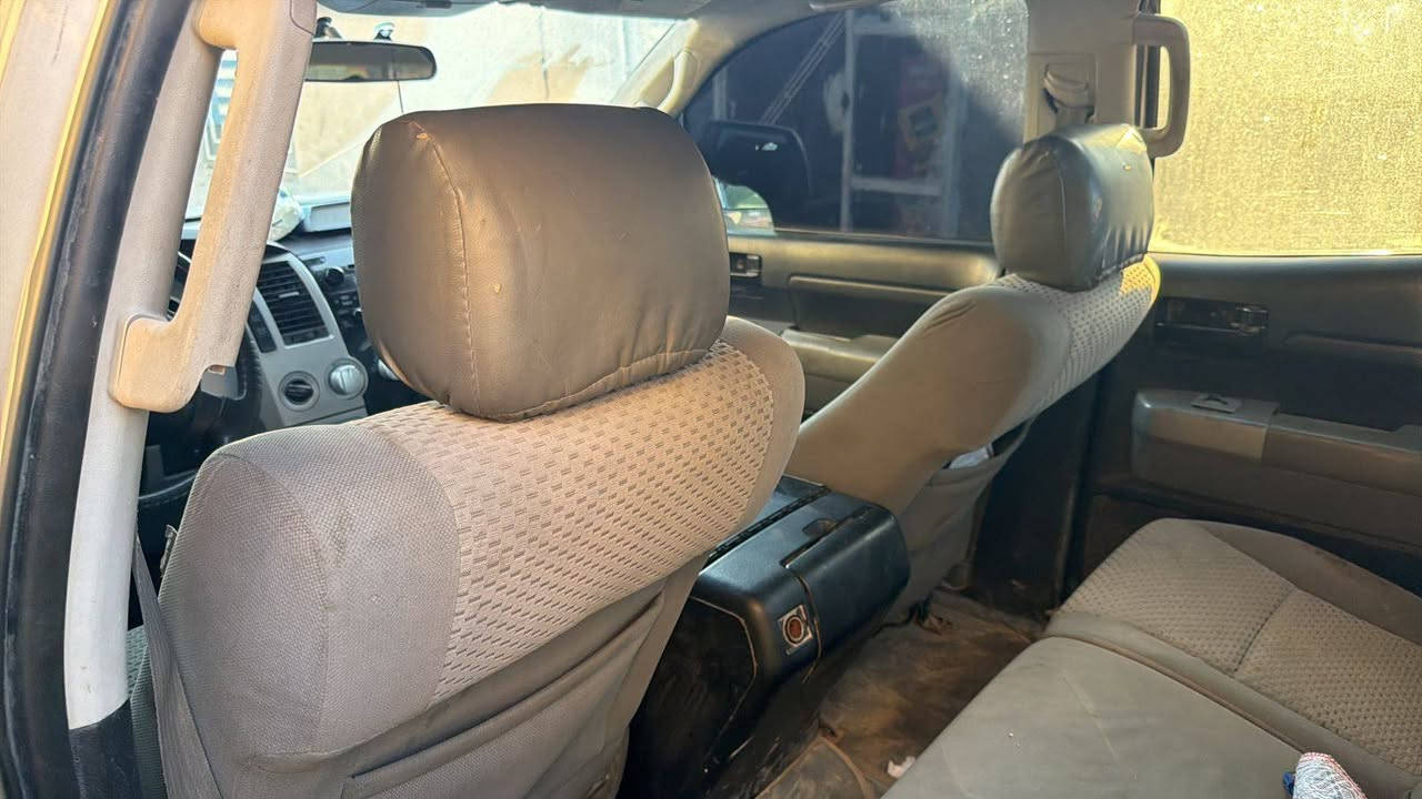 تيوتة تندرة
الموديل 2008

سيارة فاره يطغ

8 سلندر 

سيارة ادوات 

السعر 42 بيها مجال 

المكان بغداد

___________

فورد سلفادور 

الموديل 2008

سيارة يراد الها صدر امامي 

سيارة ادوات 

8 سلندر كاز 

مكاني بغداد

السعر  35 بيها مجال 

***********
