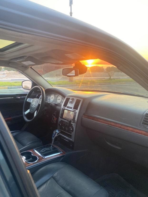 سلام عليكم
اوباما 2008 لمتدد
وارد كندي بدوون ضرر
ما مشتغله خط استخدام شخصي
ويل srt اصل
عليها منضومة غاز سياره انسى صرفية بانزين
وتشتغل بانزين هم 
—————————————
سياره جاهزه من كل نواحي:-
مكينه v6 :3500 بجم هيمي
مابيها ولا كلوب بل عينه مشتغل
مواصفات:-
1- فتحة
2-شاشة قلاب
3- كامره خلفية
4-تدفئة كشنات
5-تحكمات ستيرن
6-تبريد اربع جوكات
7-مثبت سرعة
8- كشنات جلد 
9-لايت عدسة
10- تبريد قطعتين
11-دواخل مطعم بصاج
12- اناره في ابواب و كلاصات
13-شاشة قرائة اعطال في العينه 
14- سستم سماعات صوت 
15- كشنات كهرباء
16- دوسات بانزين وبريك متحرك
17-تشغيل عن بعد 
زرع عدسات+ عين شيطان
جامة الامامية مغلفة بلورايز
—————————————
*حتى حجر البيئة موجود مالها
سياره وارد كندي بيها فقط اماكن رشات صبغ + ضربة كلشش خفيفة يم جاملغ عبري ما عابرة صايره بخشم جاملغ وطخه + انا غلفتها بيدي السعر (125) وبيها مجال مكاني البصرة (***********)
