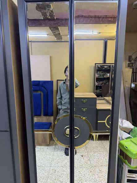 غرفه كانتري زان اصلي صبغ حراري 
١٠ قطع 
للأستفسار والحجز ع رقم ***********
