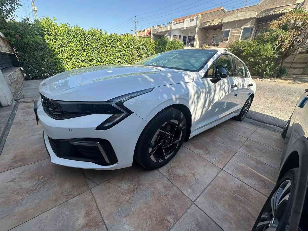 K5 2024
224 $ سعره 

فول ضمان شركة 5 سنوات 

شاشة كاملة 

شغال  بلادي 

كفالة سيارة من كلشي 

مكانه اربيل رقمه اربيل 

سيرفس كله شركة يعني ضمان حقيقي دهن فلاتر كله شركة 

***********

***********
