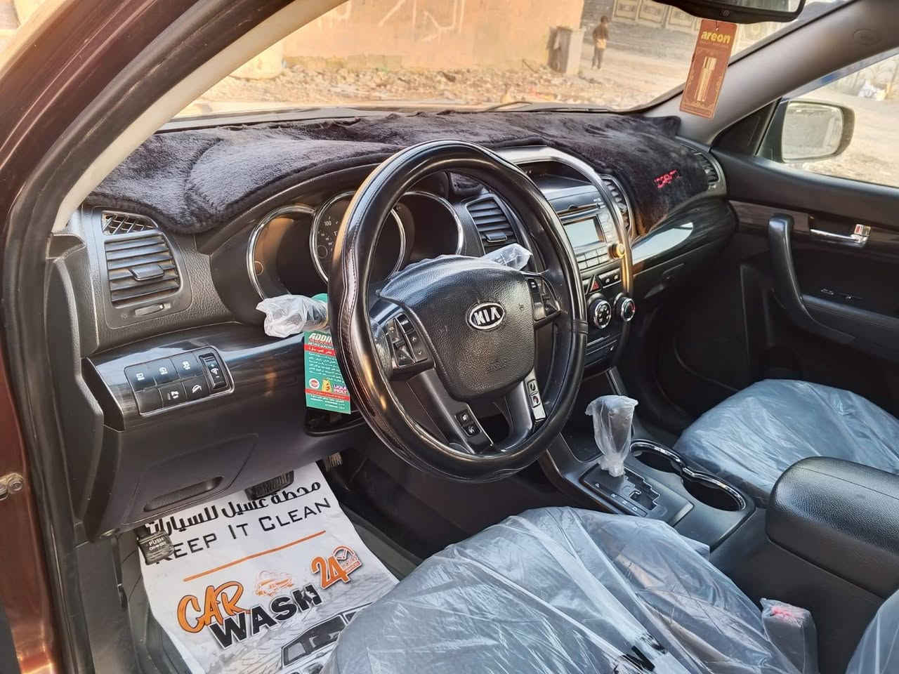 السلام عليكم مرخصت الادمن سورنتو  موديل ٢٠١٢ بسمي تحويل مباشر وارد أمريكي حادثهة قليل بلبنيد منغير دواخل صابغين جاملغين وبنيد سياره كير و محرك ٢٤٠٠ خير من الله ٢٤٠٠ وسعر ١٢٥ وبيه مجال عنوان بغداد قرب بسمايه رقم ***********
