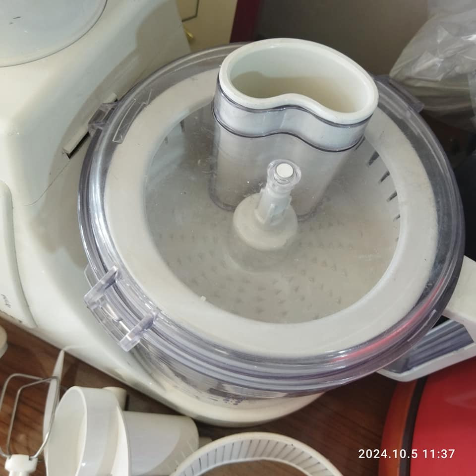 ست البيت ماركه Fantomتركي مستعمل قليل جدا بشرط الشغل والفحص متعددة الوظائف خلاط محظره معصاره حمضيات معصارة جزر طاحونه شفرات تقطيع فنگر السعر75 يوجد توصيل داخل اربيل فقط او زيارة موقعنا العنوان اربيل داره توو أربيل, العراق


**إذا كنت صاحب هذا الإعلان وتريد حذفه لأي سبب، رجاءا أرسل رسالة إلى الدعم الفني**