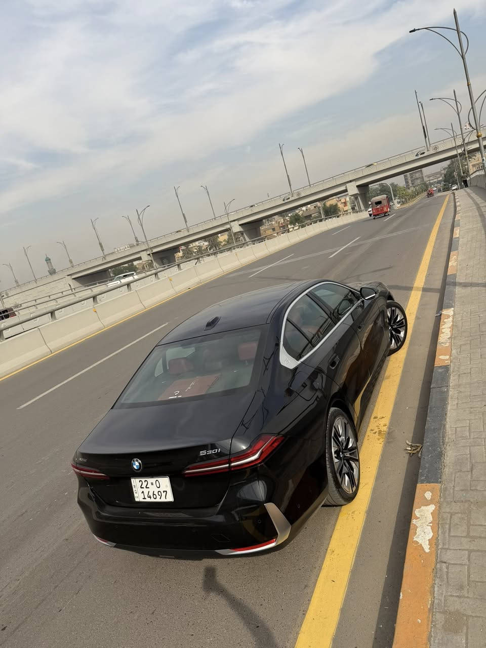 شلونكم حبايب القلب
السلام عليكم
للبيع BMW 530 موديل 2024
فول أعلى فئة بالمواصفات
Individual اندفجول
وارد كندي كليييين تايتل مكفوله
شركه من كلشي
محرك 2.0 توين باور تيربو تسارع
قوي 292 حصان والعزم 420
نيوتن
ماشيه 34  الف فقط

1.نظام الأوتو بارك (ركن السيارة
بدون تدخل السائق)
2. نظام البارك إسيست (امكانية
3.كامرات 360 درجة عدد 4
محيطيه 3D
4.فتحة بانورما
Head Up Display gu Lls.5

7.شاشة كبيرة متصله والازارار كلها لمس
8.فتح الصندوك بالقدم وكهربائي
9.لايت ليزر اصلي داينمك
الوصف
10.كشنات جلد طبيعي لون احمر + الكشنات كهرباء وخزن ميموري
11.تدفئه بالمقود والكشنات
12.تصعيد وفتح الزجاج بالبصمه
13.حساسات امامي خلفي جانبي
14.اضاءة محيطية متغيرة الالوان 
تعيم تلقائي .16
17.شفتات بالمقود
19.نظام الترحيب عن الاقتراب من السيارة ودخول ذكي عن طريق كارت او بصمه او التطبيق
20.ابل كار بلي وايرليس
21.رادار امامي
22.رادار النقطة العمياء
23.رادار الخروج عن المسار

24. نظام سيفتي كامل وتصوير
3d
اخوان السياره جديده وع ايدي
وشكل الجديد وسيرفساتها كله بل
شركه 
مكفوله من اي شي بالك
السعر 473 ورقه وبيها مجال
بسيط
مكان السيارة بغداد شارع فلسطين

رقم تلفوني ***********
