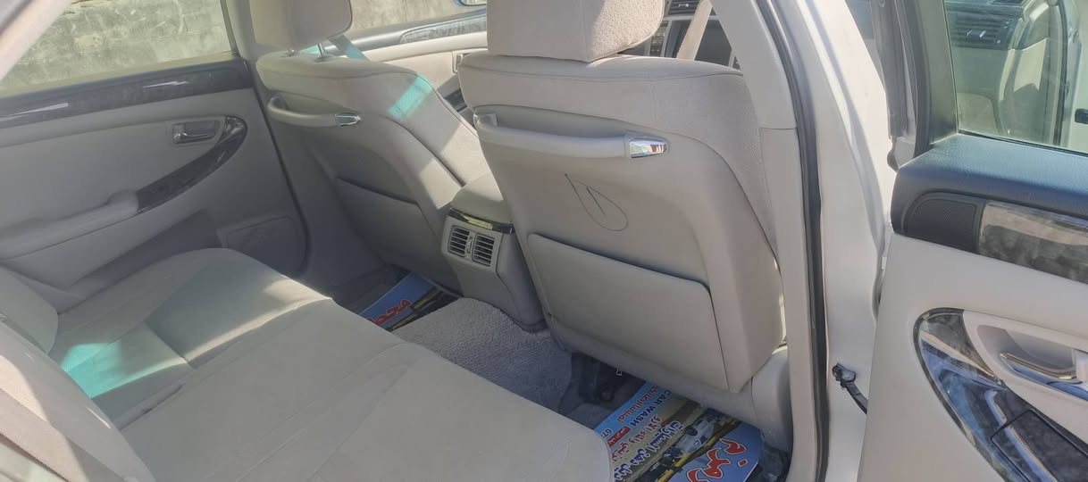 بسم الله الرحمن الرحيم
السلام عليكم   من رخصة الادمن شاهينه 2006    سيارة جديدة كلش (گصة جنطة)  كير مكينة تدفئة. كله شغال    كهربائياتها كلها شغاله    مكاني.  ناصرية    السعر 35 وبيها مجال  

رقم الهاتف ***********
