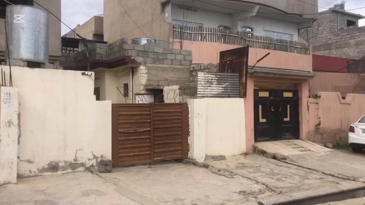 🏢 مكتب الكنز للعقار
📍 حي سومر – بعد التقاطع الثاني قرب أفران قباء
📞 *********** 📱
📞 *********** 📱

✨ لدينا دار للبيع في حي سومر قرب جامع مكة
🔹 المساحة: ١٠٠م
🔹 طابق واحد
🔹 بناء شرقي بحساب أرض
💰 السعر: 54 مليون

للاستفسار أو الحجز يرجى الاتصال على الأرقام أعلاه.أو مراجعة  مكتبنا مكتب  الكنز.
