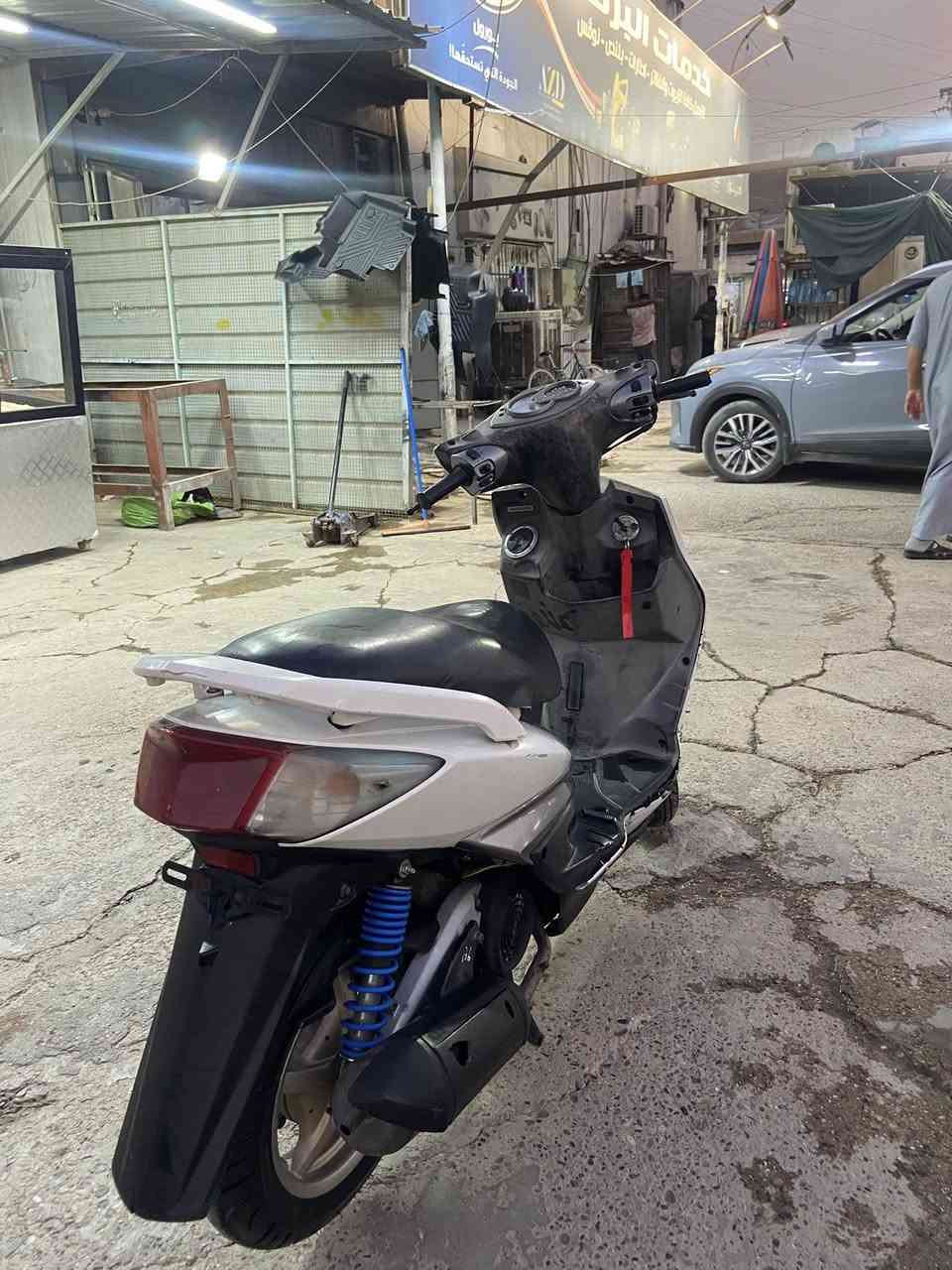 سلام عاليكم شباب مكلف بل نشر دراجه سكنس فحل نوزل الدرجه تخبل يردله ترتيب بصيط سعره ٥٠٠ بيه مجال وهذه راقمي ***********
