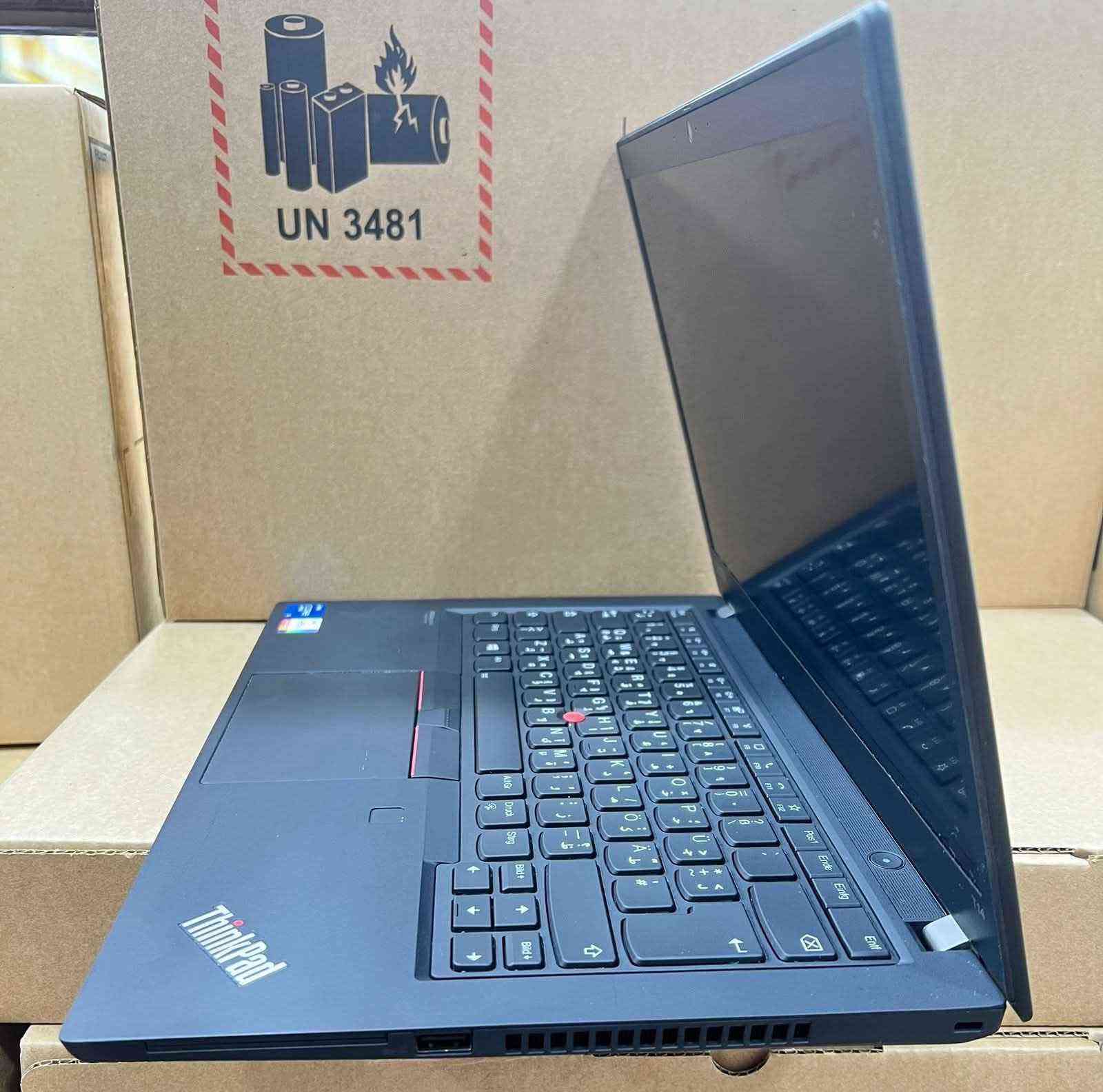 لابتوب سلم خفيف حديث معالج قوي وجيل عالي g2  Lenovo T14  جيل حادي عشر نظافة عاليه جدا 
. 
 السعر ثابت 315 الف  مع التوصيل المجاني والحقيبة والشاحن الأصلي  وحجم الرام 

. 
 النظافة شرط اخو الجديد وعل الفحص وين تريد
مناسب للدراسة والبرامج المكتبية والطباعة والتصفح والامن السيبراني وغيرها من البرامج 
……………………

 المعالج Core i5-11th جيل حادي عشر  
 ذاكرة الوصول العشوائي (الرام) 8GB 
 التخزين( الهارد) SSD 256GB 
 مقاس شاشة 14 انج دقة عالية 
 منفذ HDMI & TYPE C 
 كيبورد  عربي انكليزي
الرام والهارد قابل للتطوير 
………………………………… بغداد, العراق


**إذا كنت صاحب هذا الإعلان وتريد حذفه لأي سبب، رجاءا أرسل رسالة إلى الدعم الفني**