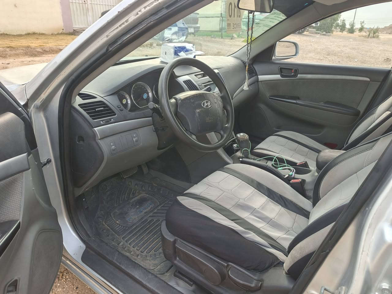 سوناتا 2009 مكان الكرمه *********** السعر 115 وبيها مجال
