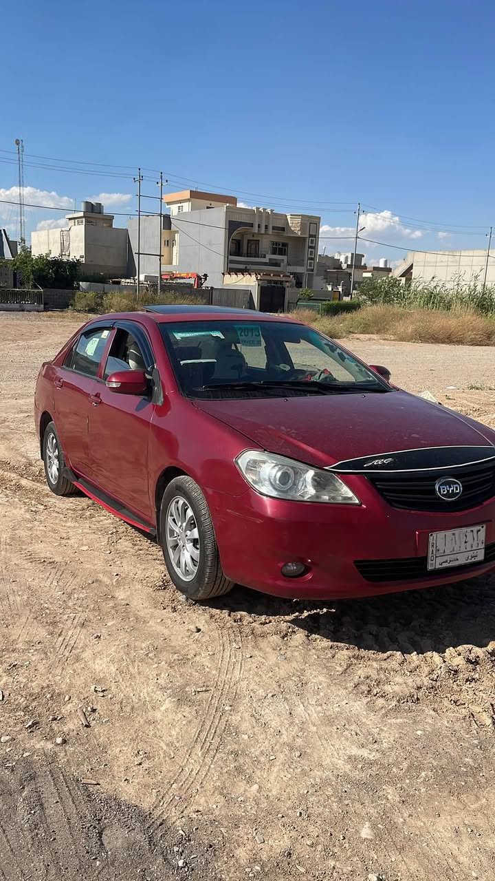 السلام عليكم سياره BYD
للبيع السعر 55 قفل من الخير 
صبغ حزام جماليه 
ضرر مالها باب النفر ول بوند شويه 
السياره احله من الصور جديده على ايدي من 2013 
السياره ب اسمي 
السياره كلها شرط فقط محرك انطيك هوا فحم هوا بيي نفخ بس ابيع فحم 
سياره جاهزه 
تبريد ثلج ❄️
الستفسار على رقم / ***********
