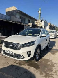 للبيع سورنتو 2018 شكل 2020 سياره مكفولة ماعده بارد بين الباب وجاملغ سو...