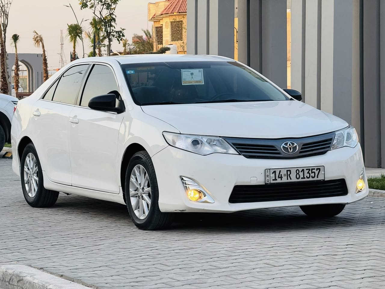 سلام عليكم كامري خليجي موديل 2013 
كفاله من الضربه وكافه الاصواليات بيه 3قطع صبغ بدون اي ضربه  السعر (133$)رقم بصره بسمي الدولي سنويه وهزه 2031 سياره جديده معنى الكلمه جاهزه مكينه 2500 كير حداده تخم تاير تبريد تدفئ شغال داخل عسلي جلد صاج شاشه كامره حساسات سياره جاهزه اي نقص مابيه واستخدام شخصي الاستفسار *********** عنواني البصره
