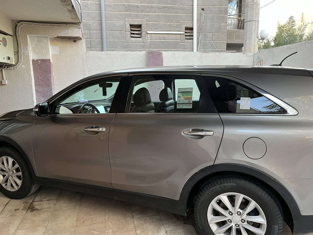 السلام عليكم سورنتو للبيع موديل2018  وراد امريكي رقم ذي قار تحويل مباشر  السياره جديدة كير مكينه حداديه كله جديد سونار موجود بالصور  
 ماشيه 105 حقيقي  
السعر 175وبيه مجال 

‭0780 272 2699‬ واتساب
