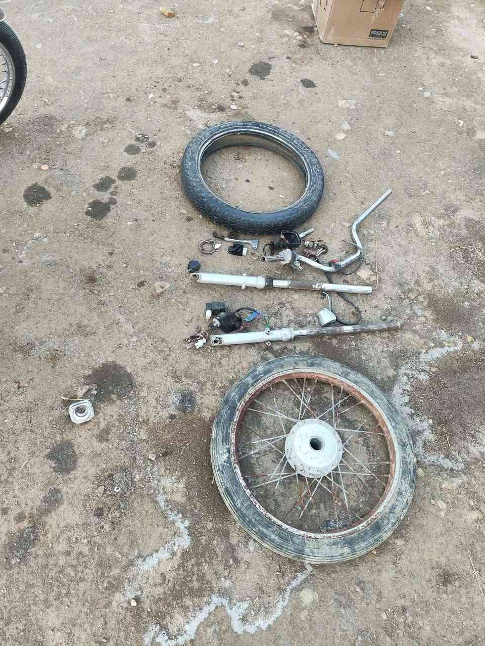 السلام عليكم هاي الأغراض للبيع
الكشن والتانكي وصالنصه شراي خاص


**إذا كنت صاحب هذا الإعلان وتريد حذفه لأي سبب، رجاءا أرسل رسالة إلى الدعم الفني**