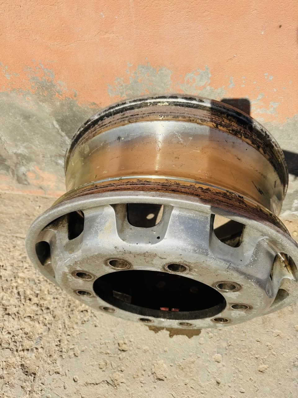 ويل اكروم للبيع السعر 150. العنوان الديوانية 078113068 20
