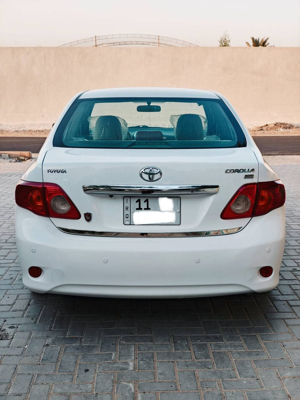 سلام عليكم 
كورلا 
شركه ساز 
موصفات XLi
موديل 2008 
بيها قبق الجنطه صبغ + داير الجاملغ باقي السياره كفاله من ضربه وصبغ وتبديل 
موصفاته معروفه 
مكينه 1800
شاشه كبيره 
ويل كب 
مري شفط 
كشنات جلد 
داخل لونين 
يدات نيكل 
منضومه زنون 
منضومه غاز 
تبريد ثلج 
حامله اكواب 
حساسات 
كامره دواره 
سبير منازل 
تخم تاير 
حداديه صدر 
السياره جاهزه للاخير مابيها كل نقص 
رقم بغداد الجديد 
مشروع وطني 
تحويل مباشر 
مكاني بغداد 
س 103 
جماعه جوه الشده لا تتصل 
ه‍ ***********

