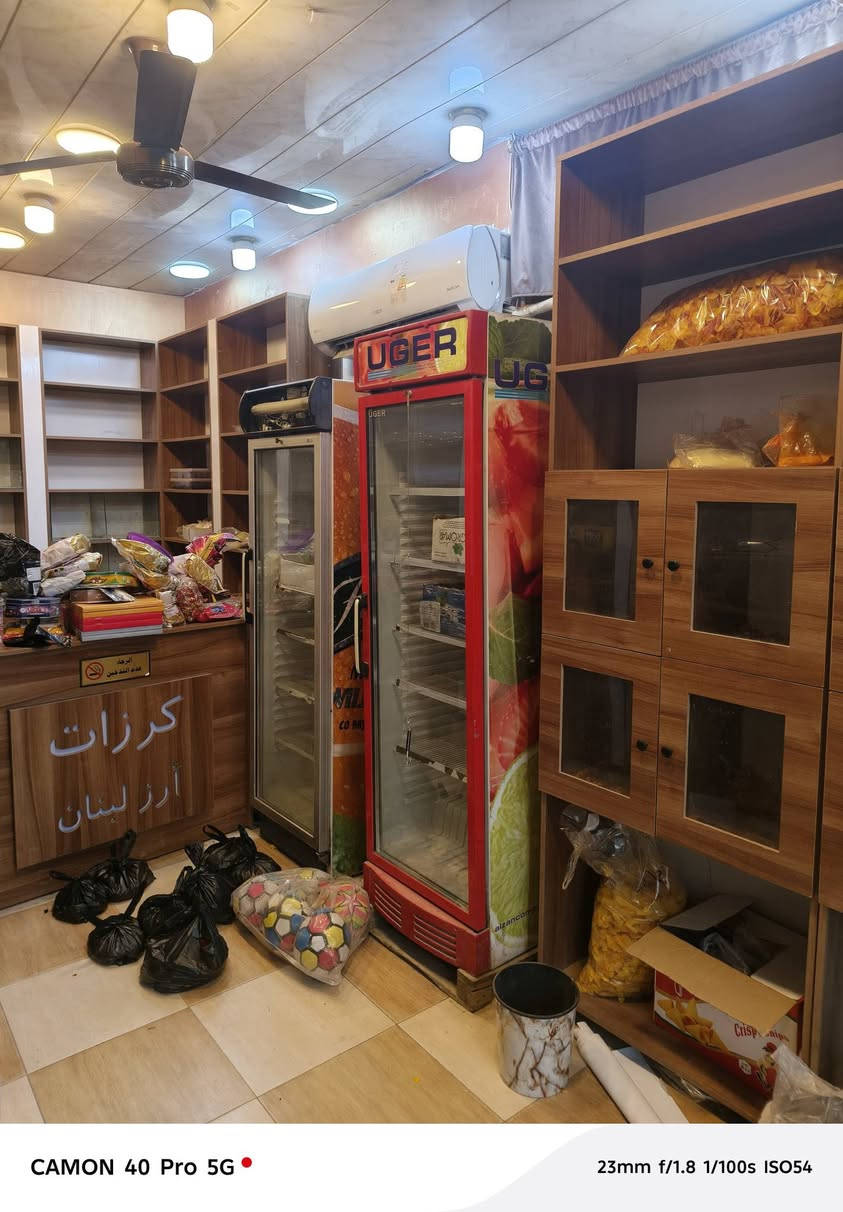 للبيع شلع حماصه حب مع عارظات ٢ مع رفوف كرزات ***********
