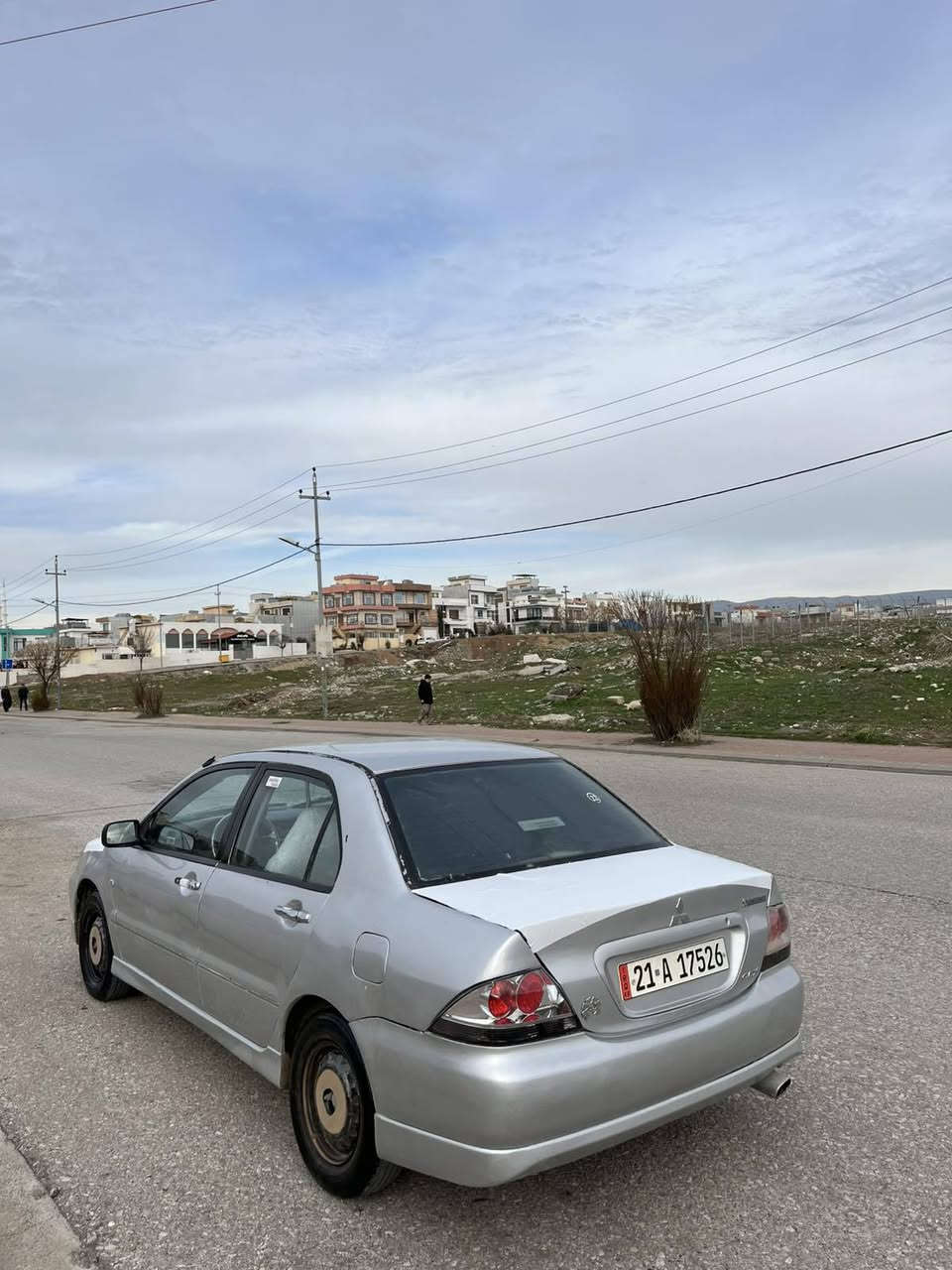 سەرەتا بەناوی خوای گەورە
لانسەر بۆ فرۆشتن مۆدیل2005مەکینە گەورە گێڕ ئۆتۆماتیک سەیارەکە کەوتوە بەلای سەکنا سەنەوی تا2030تازەیە هەزە و بەڕادیشی تازەیە  تەکسی بوە کراوەتەوە بە خسوسی سعری47گەڵا و معامەلە زم***********شوێن سلێمانی
