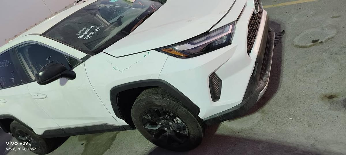 السلام عليكم
مكلف بل نشر

‏

‏راف فور  موديل 2024 

‏

‏لون ابيض سياره جديد زيرو

‏ماشي 21 الف

‏نضيفه حييل شرط

‏

‏رقم أربيل دولي 

‏ 

‏ فئة LE 

‏

‏كير محرك شرط 

‏

‏تايرات طخم جدد 🌑

‏

‏تبريد ثلجج ❄️

‏

‏تدفئة ناررر🔥

‏

‏____________________

‏

‏شاشة كبيرة  

‏

‏رادار امامي 

‏

‏نقطة عمياء تحديد مسار

‏

‏تحكم استيرن جهتين 

‏

‏تبريد قطعتين لمس 

‏

‏لايت امامي ابيض

‏

‏ضررها قطعة وحده فقط جاملغ اليسار

السعر 260

اتصل على هذا الرقم ***********
