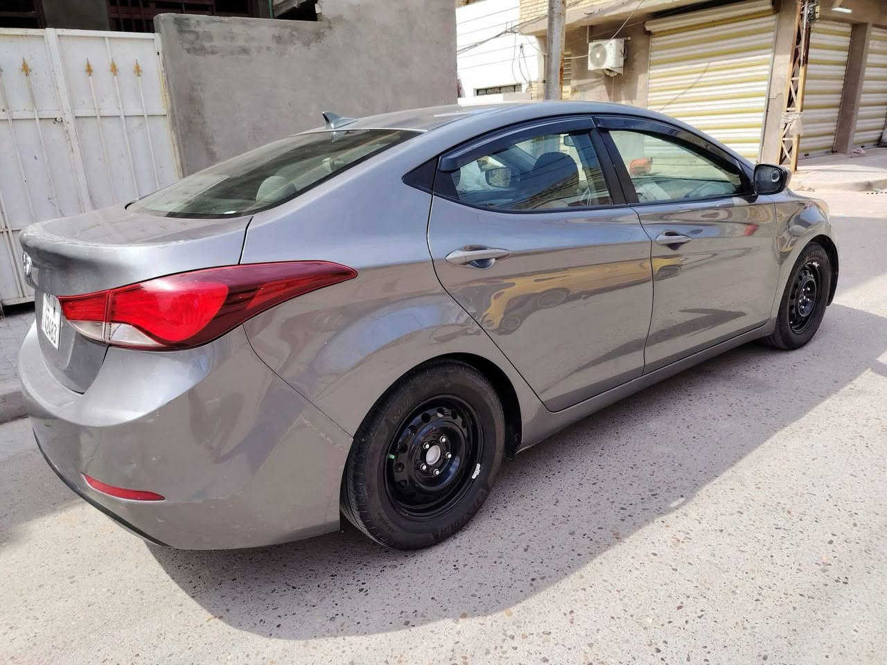 سلام عليكم النتره 2014 وارد أمريكا حادث جاملغ وباب مال أمريكا وبيهه بل عراق جاملغ بارد والباقي مكفول
كير مكينه كفاله مكاني بغداد المشتل حي المعلمن
السعر ١١٥ وبيه مجال
***********
