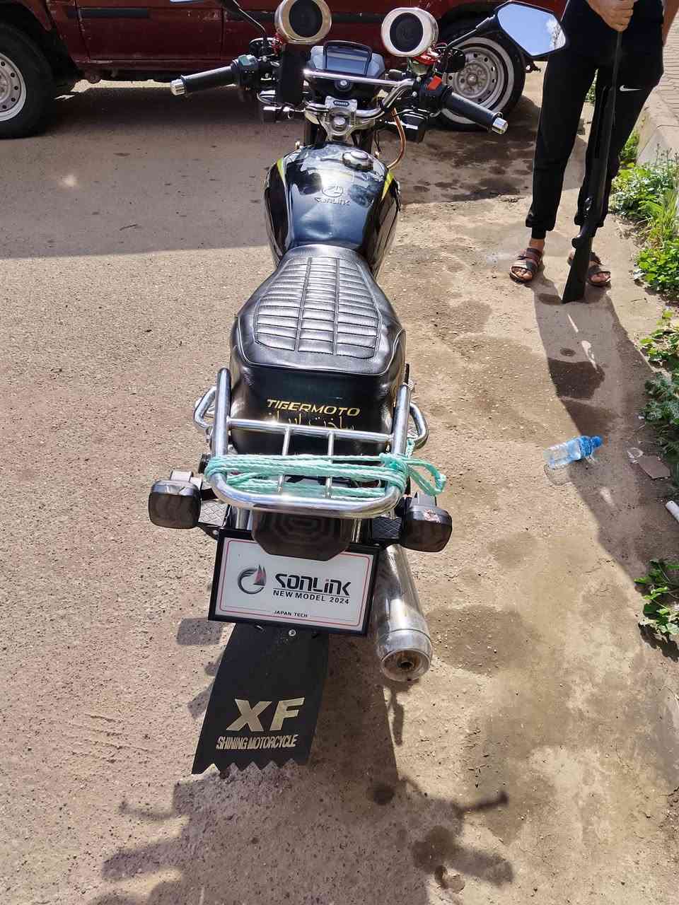 سلام عليكم ماطور سيفان موديل 2025 كله شرط ع بلاد ما ممدود علي سبانه مكاني تكريت شارع اجميل 
السعر 700 بي مجال رقم ***********
