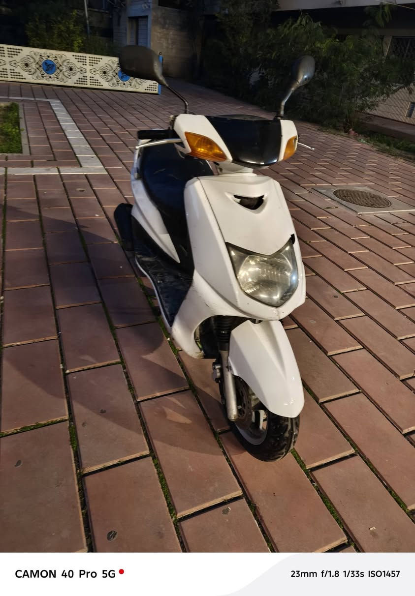 سكنس  ياباني  ستان حساس  سرعه  ١١٠اولا  سلف  هندر  نكره كهربيات  كلها  شغاله  كيج بانزين وكيج سرعه  شغال دبلات شغاله  شلعه  ومعدل  فول  كلجات  رياضيه  شلعه  ومعدل  قويه  قفل  ستيرن  دراجه  مناقصها  اي  شي   شغل واطلع  مكاني  العلاوي *********** سعر ٤٠٠ وبيه  مجال  بصيط  حك جيه
