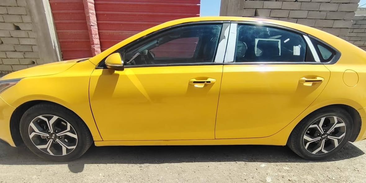 كيا فورتي 2019 وارد أمريكي تكسي رقم مثنى رقم انكليزي وهزه كير اي تي بسعر مناسب الغرفه مدوشمه ارضيات وسقف وكشنات المحرك بيه تنقيص والسعر 117 وبيه مجال العنوان ذي قار ***********
