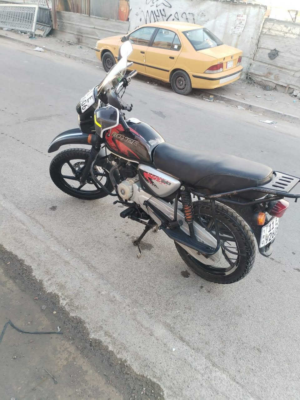 السلام عليكم بوكسر مديل ٢٢ رقم سنويه  دراجه حلوه جاهزه وياه صندوك الأسود جبير .. بيه منضومه زنون عالي ناصي أصلي ثلجي تخم تاير جديد بيه بور شحن سعره ب  ١٩٠٠ بيه مجال مكاني بغداد الأمين الثانيه رقمي *********** شراي يتصل رقمي الثاني ***********
