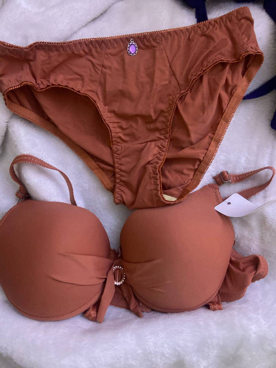 🎁افضل الهدايا الرومانسية لعيد الحب 🎁عرض خاص لعيد الحب للمتزوجين ، 🎉عيد الحب قرب، واللحظات الحلوة تستاهل هدية رومانسية 🎁✨  

سيت ملابس داخلي نسائي👙
لانجري طقم (ستيان + أندر ) 
💞حمالة دبل اسفنج عظم 
كوالتي عالي وخامة راقية✔️
✨
#هاشتاك
#اكسبلور
#هدايا
#الاصلي


**إذا كنت صاحب هذا الإعلان وتريد حذفه لأي سبب، رجاءا أرسل رسالة إلى الدعم الفني**