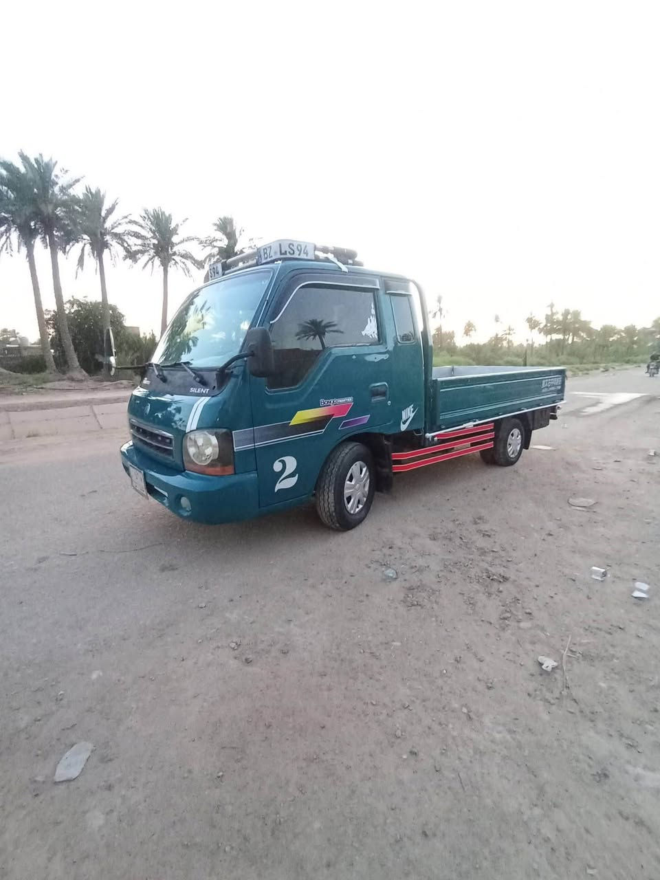 سلام عليكم قرده ام عيون. موديل 2000 رقم نكليزي قادسيه   باقي ع ستلام الوحات  كير محرك شاصي كفاله  تخم تاير حداديه  جاهزه سنويه  2030  تحويل مباشر مكاني بابل منطقة الخميسيه 
للاستفسار ***********/***********
بيع او مرواس حسب القناعه
