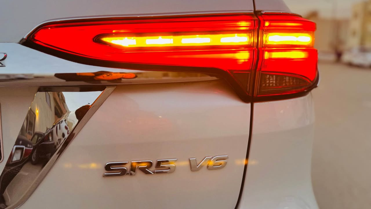 تيوتا فور جنال 2024 /6سلندر :4000/كويتية اصليه ساز/فول مواصفات للخير

رقم بغداد نكليزي

بيع ومراوس حسب القناعه 

ماشيه 22K

كفاله من الضربه والصبغ والتبديل ولبارد ولتكحيل شرط

السياره فول مواصفات 

كشنات جلد /كهرباء

جنطه كهرباء/+شفط+حساس فتح بالرجل

تشغيل بصمه /+بصمت ابواب 

شاشه كبيره 

مثبت سرعه 

كشنات تدفئةً /تبريد 

شاحن واير ليس

لايت زنون فول 

تحديد مسار 

علامات ترحيب بالدوسه 

اناره بالمري /+مري شفط

بصمات ثنين وياها

شفتات سرعه 

حساسات اماميه /خلفيه/جانبيه

كامراة خلفية

درع امامي+خلفي

مكانها بغداد بسمايه 

بيع ومراوس حسب القناعه 

السعر  400وبيها مجال قليل 

*********** دهل اوران, واسط
