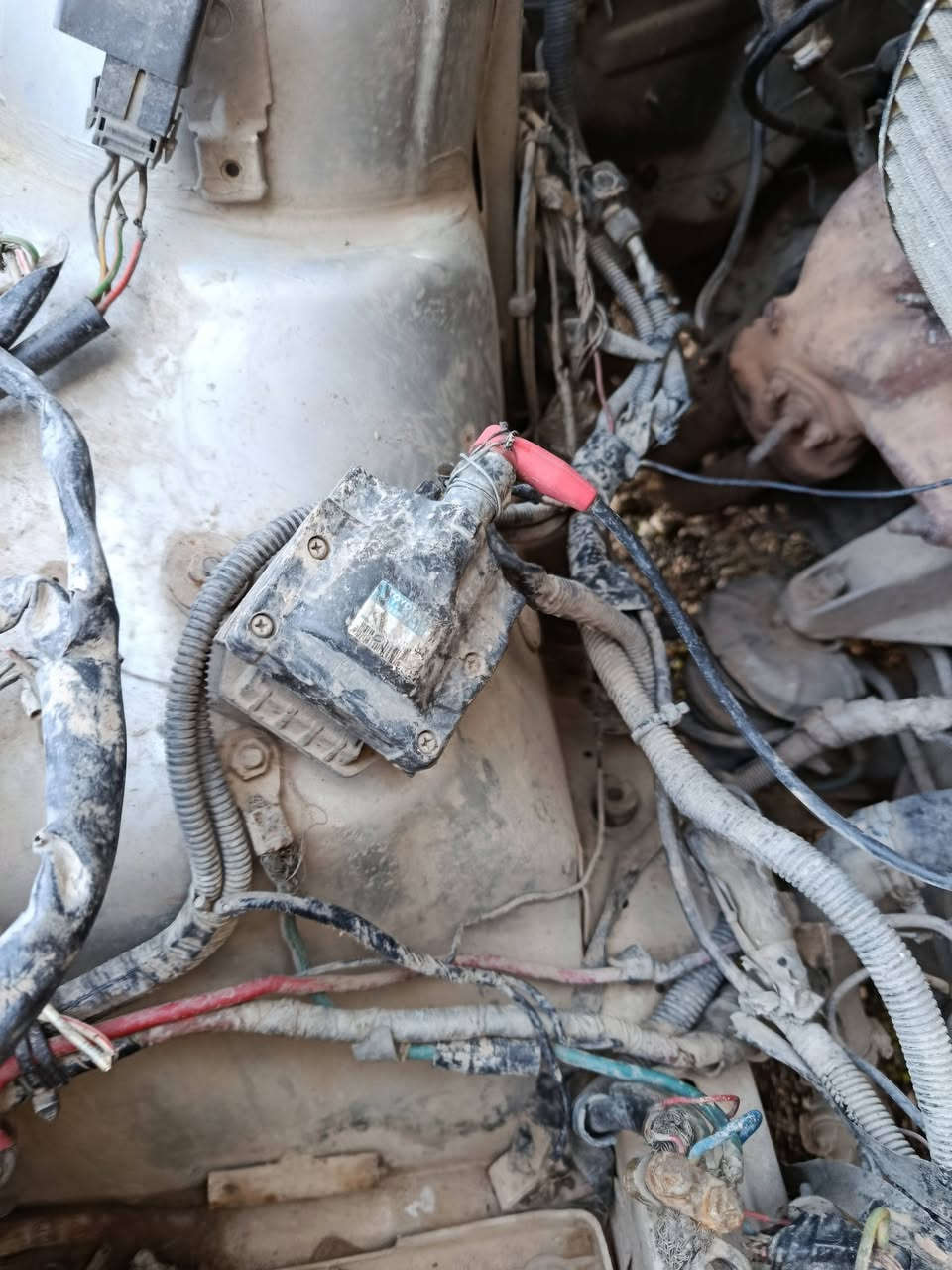 سلام عليكم عندي محرك او كير  بطه للبيع ٢٥٠٠  بي تفرات تبريد كامل +ضفيره +عقل + راديتر تحويره كامل  إلسعر ٥$ بي مجال  ***********  اتصال تدلل
