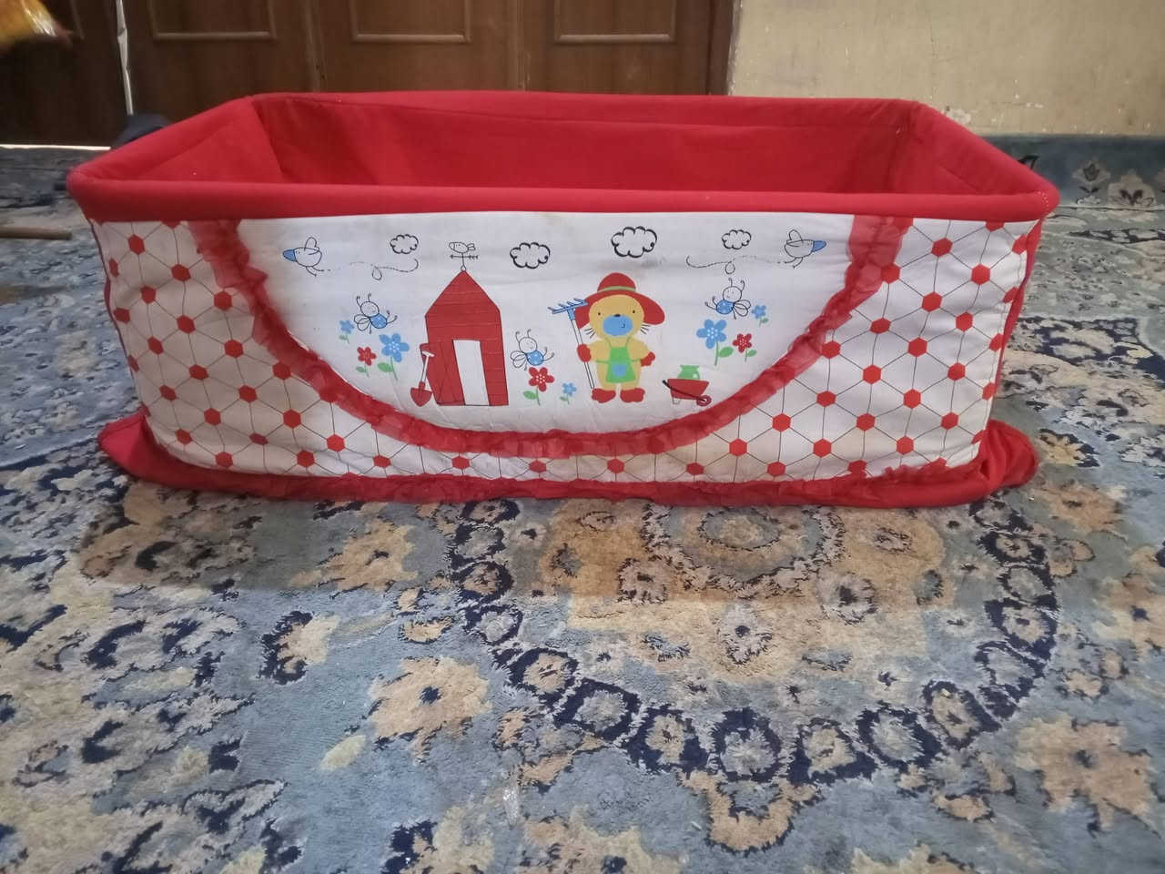 كاروك طفل ارضي. لبيع 
كامل مع دوشك ومخده و بطانيه 
السعر 30 
المكان كربلاء..


**إذا كنت صاحب هذا الإعلان وتريد حذفه لأي سبب، رجاءا أرسل رسالة إلى الدعم الفني**