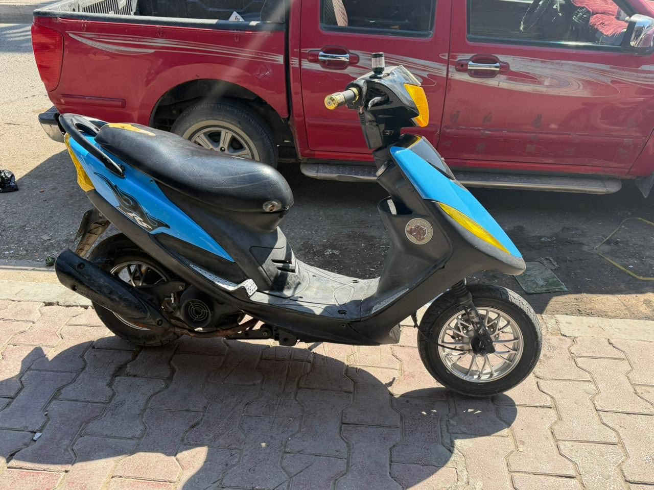 السلام عليكم
دراجهه ماكس عدله ٤٩بلادي مكينه  كفرات تجارية وبيها لوياله مرتبتها وهم تجاري لدراجه هندر صلف كهرباء كلشيشغال حساسات تشغل وبريك وكلشي بيها نضامي معروضه بيع او مراوس حسب القناعه


**إذا كنت صاحب هذا الإعلان وتريد حذفه لأي سبب، رجاءا أرسل رسالة إلى الدعم الفني**