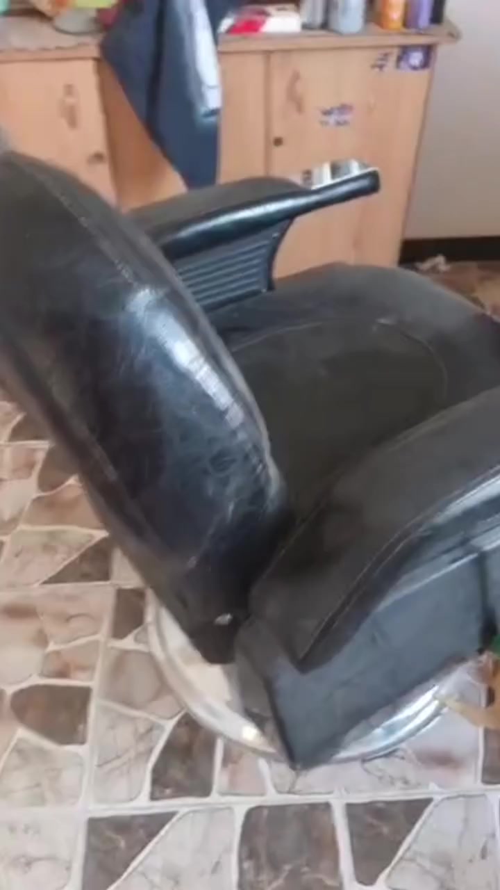 لسلام عليكم للبيع ١٢٥وبي مجال مكاني المحمودية وعندي جهاز هايدرو تنضيف بشره وعربانه صبغ وجهاز بخار هذا تأخذهم شلعة وحده احسبهن كلهن ع ٣٥٠


**إذا كنت صاحب هذا الإعلان وتريد حذفه لأي سبب، رجاءا أرسل رسالة إلى الدعم الفني**