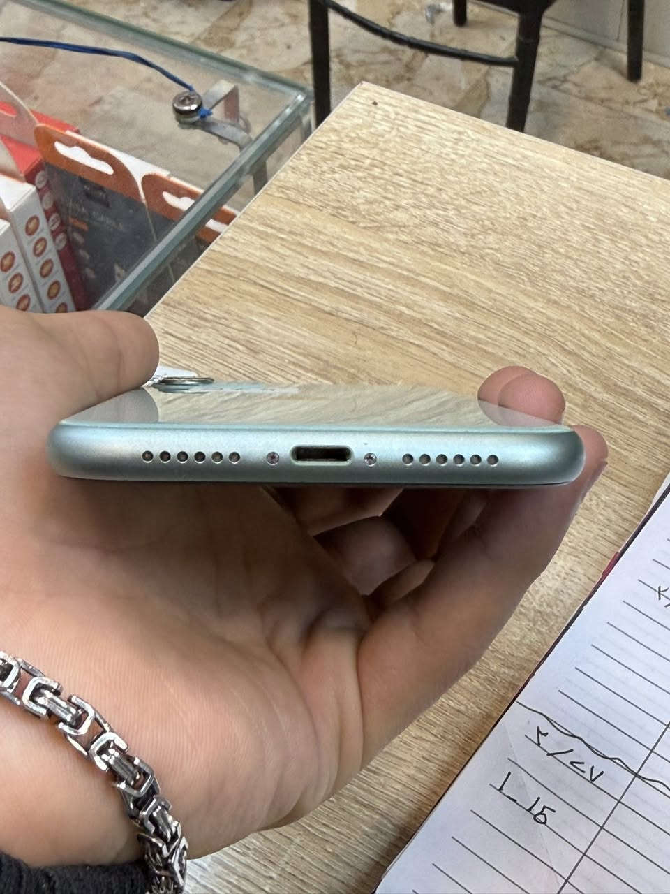 iPhone 📱 11
السلام عليكم إيفون 11 عادي الجهاز لوووك جديد بمعنى الكلمه بطاريه 92نموذج M ذاكرة128 الجهاز نضيف زلغه مابي السعر 275 وبي مجال بسيط مكاني بغداد ***********
