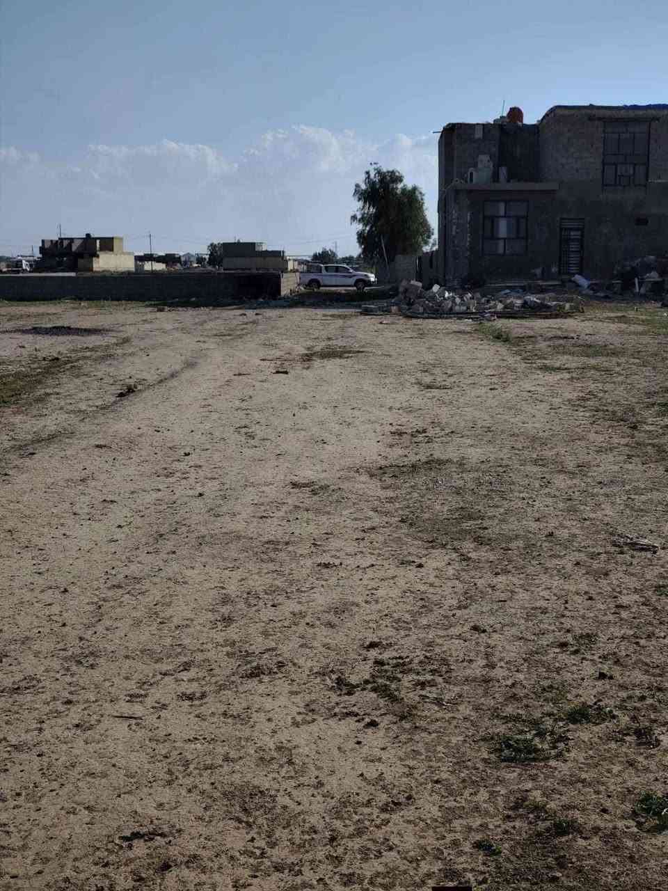 هيكل طابو زراعي سند 25 / قضاء الزبيديه 
هيكل طابو زراعي مساحتة ٣٠٠م 
خلف المعارض مع قطعة مجاورة مساحتها ٣٠٠م  سند ٢٥
 اساس صب وبناء بلوك 
للأستفسار ***********
