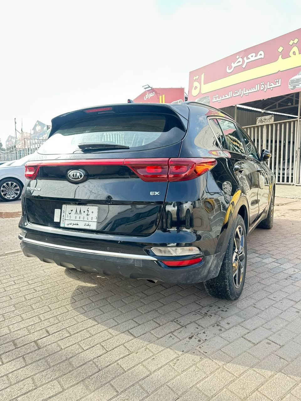 سلام عليكم
سبورتج 2020 امريكي 
محرك2400 🚀
فول مواصفات 1/1
بانوراما 
تبريد قطعيتن
كشنات تدفئه تبريد
سترين تدفئه تبريد
بصمه ابواب صندوق بصمه
كشنات جلد 
سايد بريك كهربائي
شحن لاسلكي 
السياره كامله جاهزه من ناحيه كلشي
حادثه بيبان ثنين صبغ
وجاملغات ثنين
السعر 160 بيها مجال والي تفيده مكان السياره شارع فلسطين 
الاتصال على هذا الرقم 
***********
