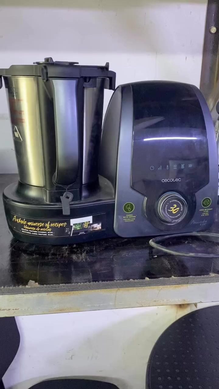 خلاط حمص + خلط صلصات سعره ١٢٥ الف جديد بلكارتون ***********
