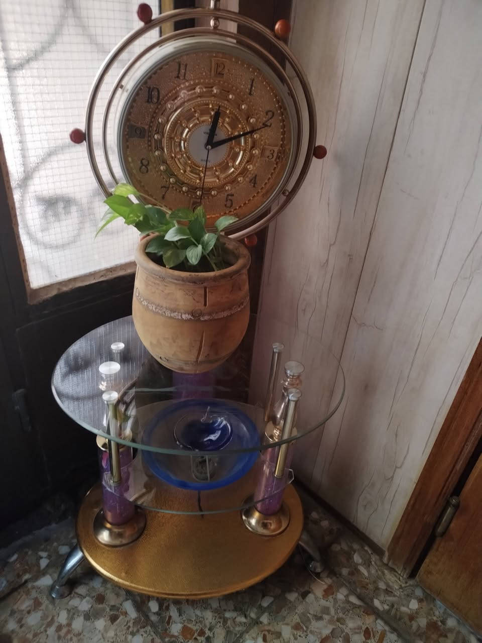 تخم قنفات صاج أصلي عشر مقاعد نظيف وطبلات صاج عدد اربعه وميز وسط ب350 الف
جربايه صاج حجم 120 ب50 الف
ميز مدخل بي ساعه ب25


**إذا كنت صاحب هذا الإعلان وتريد حذفه لأي سبب، رجاءا أرسل رسالة إلى الدعم الفني**